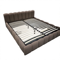 Lit moderne California King rembourré en tissu avec rangement hydraulique sous le lit, sommier à lattes silencieux, aucun sommier à ressorts requis