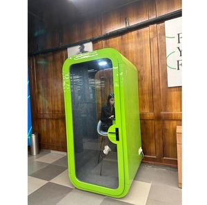Cabine insonorisée Nano Pod de qualité export avec ventilation pour un travail concentré au bureau et à domicile, disponible à la vente - Product Image 1