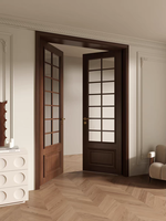 Porte en bois à charnières style médiéval avec placage bois et lignes décoratives, double porte en verre dépoli style mid-century
