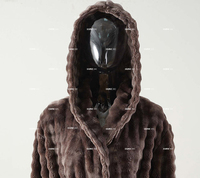 Robe en fausse fourrure texturée à bulles pour femmes, col en V, manches longues, respirante, à double couche, avec capuche pour l'automne et l'hiver