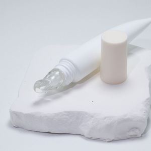 Tubes de baume à lèvres en plastique souples, emballage vide personnalisable avec logo, pour huile à lèvres et brillant à lèvres, avec bouchon à vis, outils de maquillage et applicateurs - Product Image 4