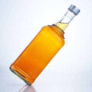 Bouteille en verre transparente de luxe carrée de 500 ml, 700 ml, 750 ml avec bouchon à vis pour vin, <span class=keywords><strong>vodka</strong></span>, tequila, liqueur, brandy - <span class=keywords><strong>Prix</strong></span> de gros - Product Image 5