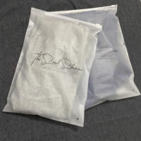 Sacs personnalisés avec logo imprimé, sacs biodégradables à fermeture éclair givrée, sacs d'emballage en plastique pour vêtements