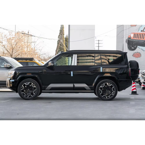 2025 Leopard 8 Hybrid Suv Luxury Full-wheel Drive 6/7 Seats Big Stock Car à vendre en Chine New Energy Vehicle - Product Image 4