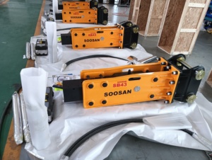 หัวเจาะไฮดรอลิก SB43 รุ่นใหม่ พร้อมเครื่องยนต์ สำหรับรถขุด 6-9 ตัน น้ำหนัก 375 กก. รับประกัน 1 ปี สำหรับงานก่อสร้าง - Product Image 3