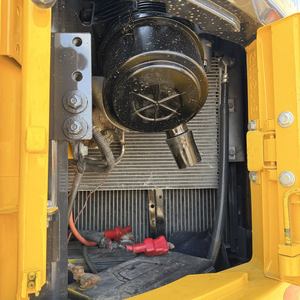 Excavatrice hydraulique sur chenilles Komatsu PC138US d'occasion de 13 tonnes, économique en carburant et robuste, pour chantier de démolition, en vente au Japon - Product Image 6