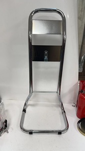 Soporte para extinción <span class=keywords><strong>de</strong></span> incendios Soporte para extintor <span class=keywords><strong>de</strong></span> incendios Estante para extintores Soporte <span class=keywords><strong>de</strong></span> metal para extintores 6kg 9kg 12kg Uso - Product Image 2