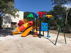 Toboggan et balançoire <span class=keywords><strong>de</strong></span> terrain <span class=keywords><strong>de</strong></span> jeu extérieur coloré pour enfants améliore les compétences d'équilibre renforce le courage et favorise l'apprentissage amusant actif - Product Image 6