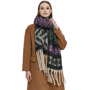 New shawl autumn and winter thickened bib circle yarn fishbone grain coarse tassel large jacquard scarf manufacturers