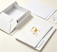 Carpeta de Presentación Personalizada a Todo Color, Formato A4, de Cartón, con 2 Bolsillos, Logotipo en Relieve con Lámina Dorada, para Documentos y Archivos Empresariales