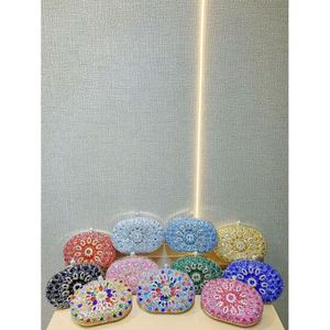 Клатч в форме сердца с кристаллами для вечерних выходов, золотая сумочка для женщин на выпускной - Product Image 1