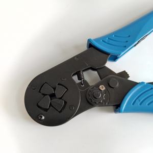 <span class=keywords><strong>Pince</strong></span> <span class=keywords><strong>à</strong></span> <span class=keywords><strong>sertir</strong></span> <span class=keywords><strong>à</strong></span> cliquet HSC8 16-4 pour bornes isolées de 0,4 <span class=keywords><strong>à</strong></span> 16 mm² 12-6 AWG, embouts, pinces électriques de haute précision - Product Image 3