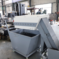 Machine de fraisage CNC verticale 5 axes VMC850 avec système de contrôle GSK, broche unique, cône BT40 pour l'usinage des métaux