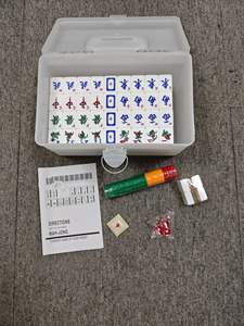 مجموعة بلاط <span class=keywords><strong>Mahjong</strong></span> من الأكريليك مع عدد لامع من الهدايا باللون الذهبي الكريستالي مجموعة <span class=keywords><strong>Mahjong</strong></span> مع حقيبة سفر - Product Image 2