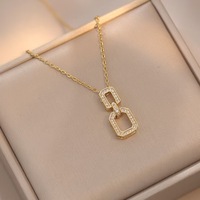 Parure de bijoux pour femme en zircone plaquée, design géométrique coloré et original, collier, boucles d'oreilles clous et bague, style minimaliste tendance influenceur