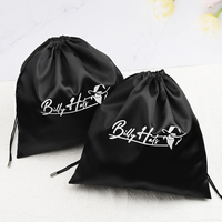 Sacs d'emballage de bonnets en satin de soie imprimés avec logo personnalisé, sac à main de luxe noir en satin avec cordon pour vêtements, pochette à poussière