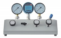 Steady Servo Electrical Pressure Comparator