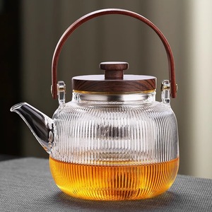 Tetera de Vidrio de 1.3L con Asa de Madera, Resistente al Calor, con Diseño de Rayas, de Gran Capacidad, con Filtro para Preparar Té - Product Image 1
