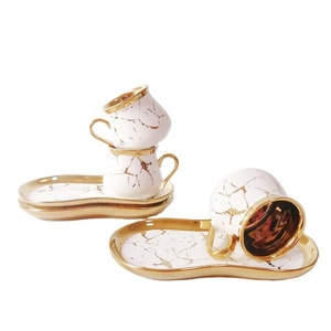Set da tè turco in ceramica <span class=keywords><strong>tazza</strong></span> e piattino in porcellana con manico dorato Set di tazze da caffè per dessert espresso all'ingrosso - Product Image 1