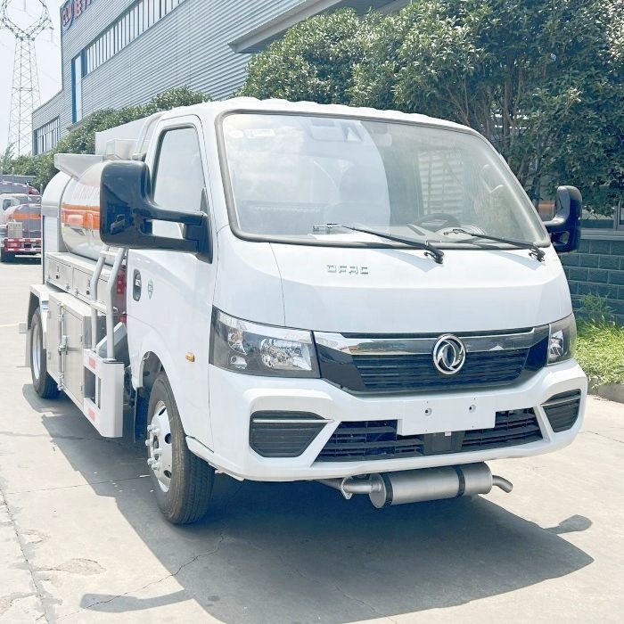 Автоцистерна Dongfeng 2000 3000 кубических литров, 4*2, 2 м3, 3 м3