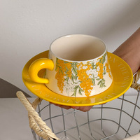 Tasse à café en céramique moderne, ensemble de soucoupes, fleur de vigne jaune, lave-vaisselle, passe au micro-ondes, boîte cadeau de haute qualité pour le thé de l'après-midi