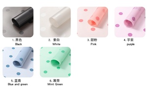 Papier d'emballage pour fleurs à pois et à pois pour la fête de Qixi, papier OPP imperméable, papier d'emballage pour bouquet de fleurs à bulles de cristal - Product Image 2