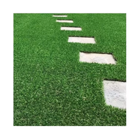 Gazon artificiel réaliste en herbe synthétique durable pour la décoration de jardin, de cour et d'aménagement extérieur