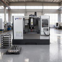 Centre d'usinage CNC vertical 3 axes VMC de haute qualité à prix d'usine avec commande Fanuc et changeur d'outils automatique