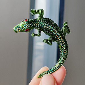 Mới hợp thời trang cá sấu lớn trâm với pha lê sang trọng cổ điển động vật trâm cài cho nam giới bạn trai Quà Tặng - Product Image 4