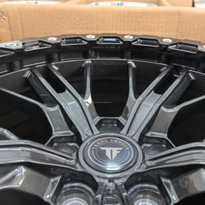 Jantes de camion tout-terrain 17x8.5 18 X <span class=keywords><strong>9</strong></span> Beadlock en alliage forgé pour Jeep Wrangler pour Ford F-150 Raptor pour GMC Sierra - Product Image 4
