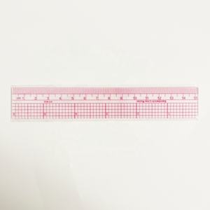 Mini Righello Dritto 15cm 6 Pollici, Linee Rosse Trasparenti, Spessore 1,2mm, Materiale Plastico, Miglior Strumento per Modellismo e Design di Moda - Product Image 2