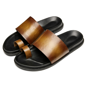 Tongs tendance pour hommes en cuir de vachette véritable, <span class=keywords><strong>semelle</strong></span> souple, respirantes, antidérapantes, brodées, pour l'hiver et l'extérieur - Product Image 1
