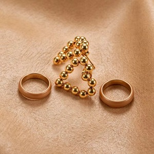 Boucles d'oreilles clous en acier inoxydable plaqué or, géométriques, en forme de cœur, triangle, carré, cercle, pour femmes, bijoux minimalistes - Product Image 3