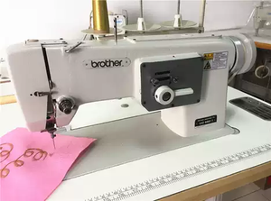 Máquina de coser industrial <span class=keywords><strong>Brother</strong></span> LE2 irlandés de bordado a mano alzada en zigzag de una sola aguja <span class=keywords><strong>usada</strong></span>, buena condición - Product Image 3
