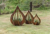 Chainahl — grande pot de fleurs en acier, sculpture ornementale personnalisée