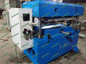 Machine à fabriquer des assiettes carrées jetables en feuilles de <span class=keywords><strong>palmier</strong></span> Areca de 10 pouces - Product Image 3