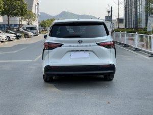 El Coche <span class=keywords><strong>2023</strong></span> <span class=keywords><strong>Toyota</strong></span> <span class=keywords><strong>SIENNA</strong></span> 2.5L Hybrid Comfort Edition Professional Se exporta a Bajo <span class=keywords><strong>Precio</strong></span> - Product Image 6