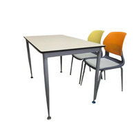 Meubles scolaires, bibliothèque moderne, tables d'étude avec plateau en bois et pieds en métal avec revêtement en poudre