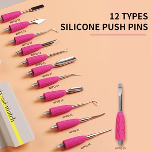 Pousse-cuticules professionnel en silicone et acier |   <span class=keywords><strong>STALEKS</strong></span> PRO Origine Ukraine |   Outil de manucure de qualité professionnelle pour l'élimination des peaux mortes - Product Image 1