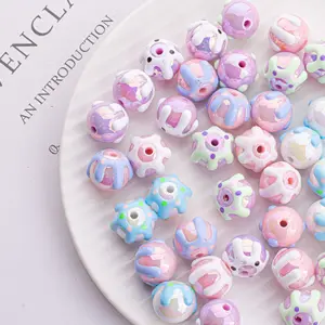 Mới Đến Nhà Máy Tùy Chỉnh 16 Mm Handmade Bubblegum Dễ Thương DIY Lỏng Cầu Vồng Tay Sơn Acrylic Hạt Trong Trong Suốt Bên Trong