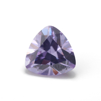 Pierres de zircone cubique de laboratoire, taille triligne facettée, traitées thermiquement, couleur lavande avec effet de jeu de couleurs, pour bijoux pour filles