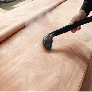 Chapa de madera sólida natural de cara de Okoume natural de Gabón de alta calidad de 0,3mm de fábrica africana - Product Image 6