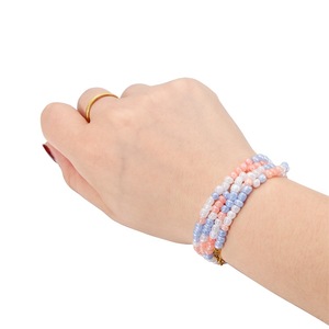 ลูกปัดแก้วสีมาการองขนาด 4 มม. สำหรับทำสร้อยข้อมือ อุปกรณ์งานฝีมือสำหรับเด็ก อุปกรณ์ทำเครื่องประดับ ลูกปัดแบบกระจาย - Product Image 5