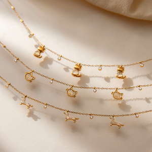 Collier J&D avec pendentif chaton et chien teckel en zircone cubique, hypoallergénique, plaqué or, bijou esthétique pour les amoureux des animaux - Product Image 4