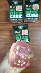Novedad transfronteriza en stock: Bonitos squishies cúbicos con forma de hielo (de maltosa) con temática de Leebi Dr Pepper/Sprite para aliviar el estrés - Product Image 4