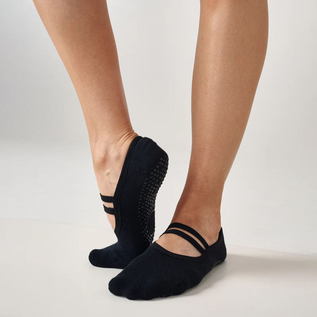 สีดำคลาสสิก