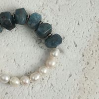 Bracelet en perles de fil de perle d'eau douce naturelle 8-9 mm, perles presque rondes, apatite bleue, bracelet fait main