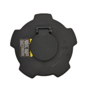 ฝาปิดถังน้ำมัน Dongfeng รุ่น 1103030A002A0 สีดำ ทำจากพลาสติก เหล็ก และอะลูมิเนียม ป้องกันการรั่วซึม ป้องกันการโจรกรรม สำหรับรถ Chenglong Balong 507 - Product Image 1