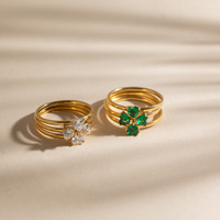 Anneaux empilables en forme de cœur et de trèfle à quatre feuilles, élégants et chics, en acier inoxydable plaqué or 18 carats, avec zircon vert et blanc