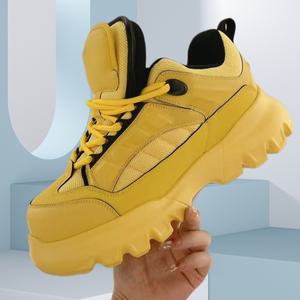 Chaussures de sport montantes pour hommes en cuir véritable respirant de haute qualité, style printemps, design unique, semelle épaisse, décontractées - Product Image 2